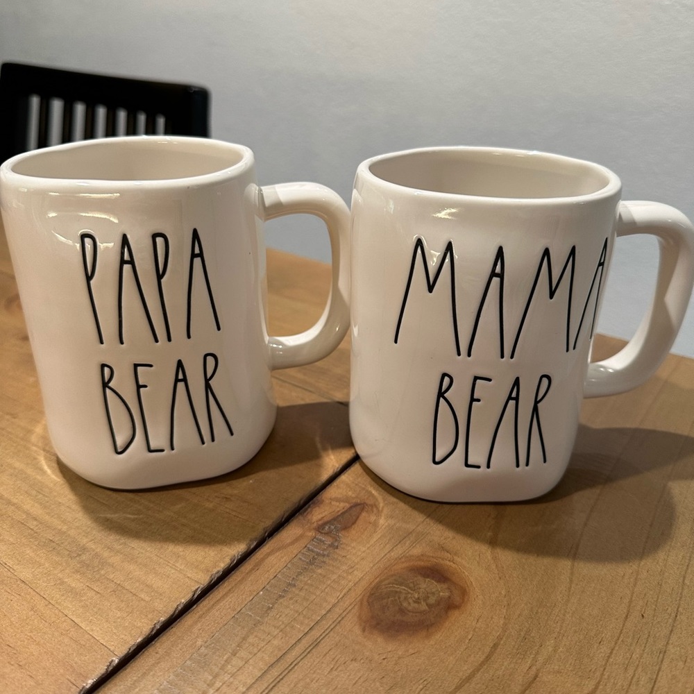 Rae Dunn Mug Set